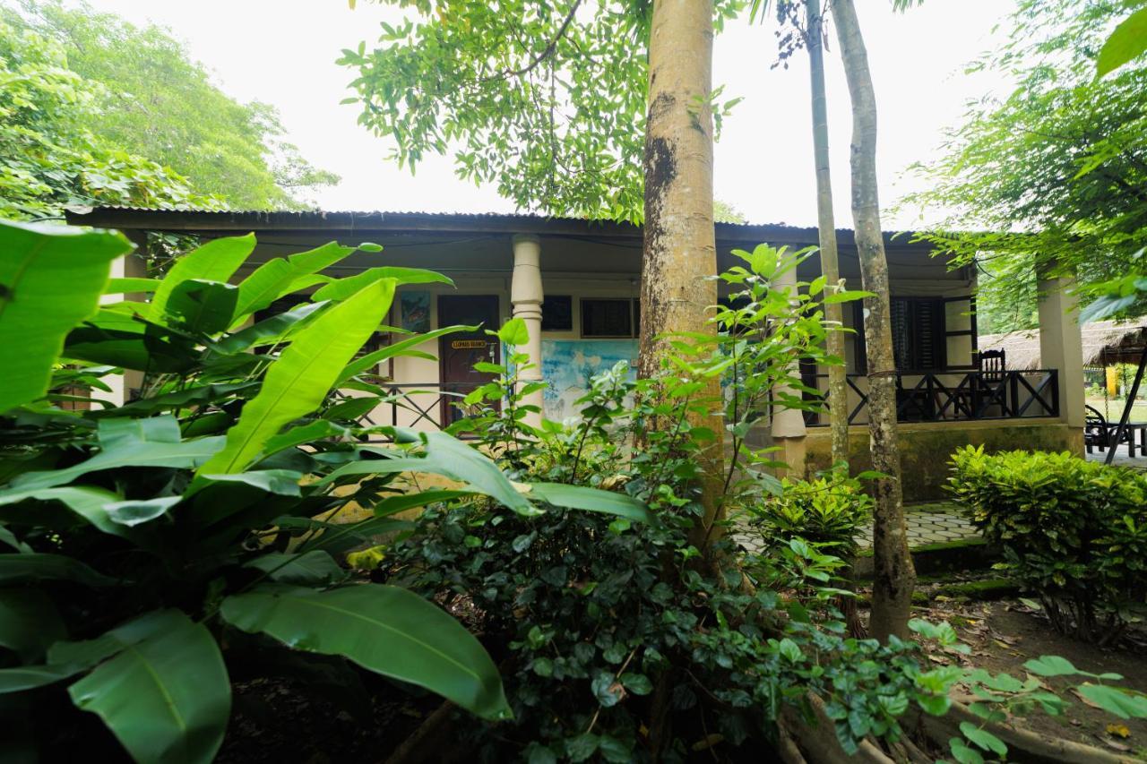 Chitwan Gaida Lodge - Animal Lovers & Birdwatchers Paradise Саураха Экстерьер фото