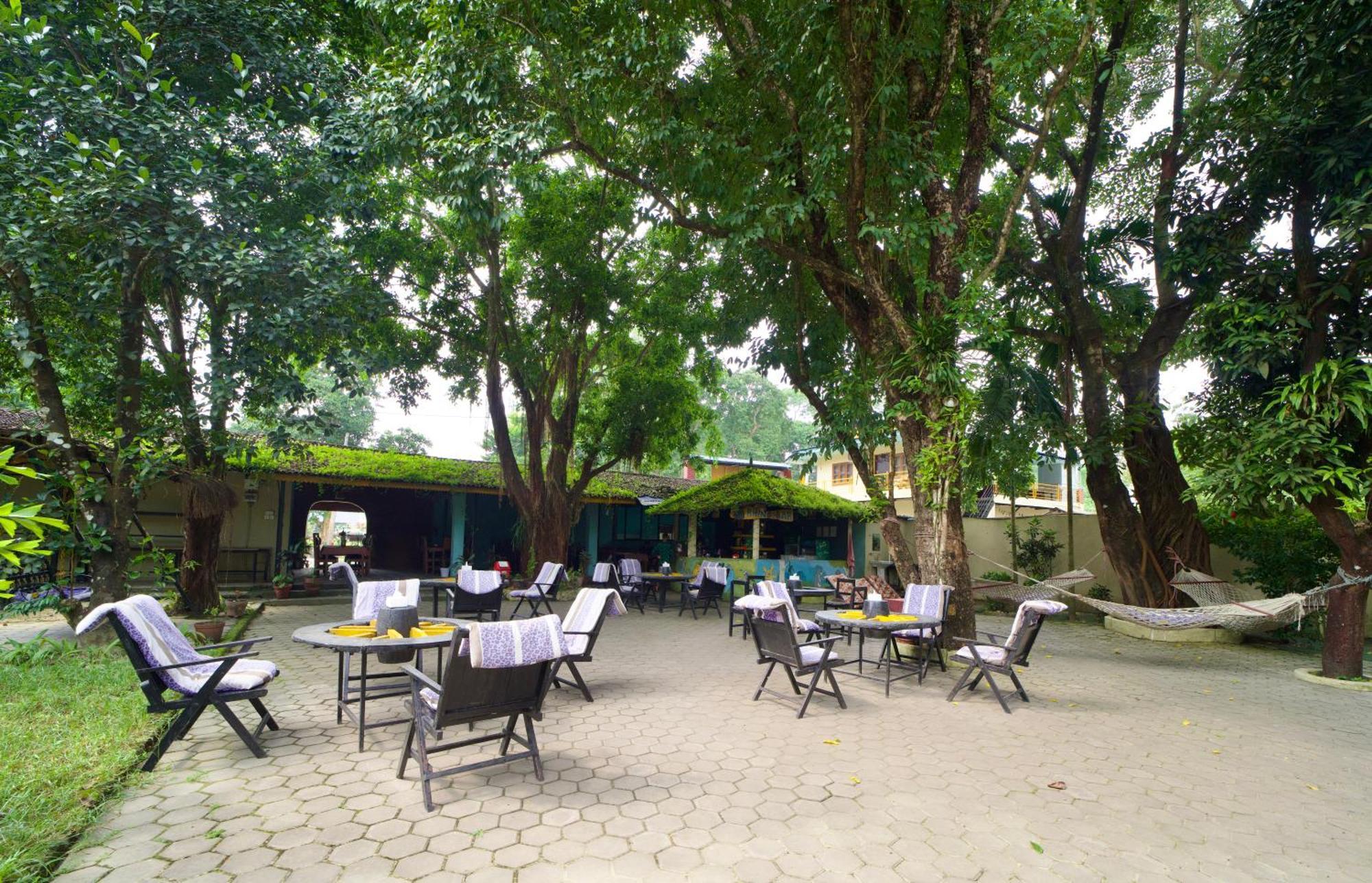 Chitwan Gaida Lodge - Animal Lovers & Birdwatchers Paradise Саураха Экстерьер фото