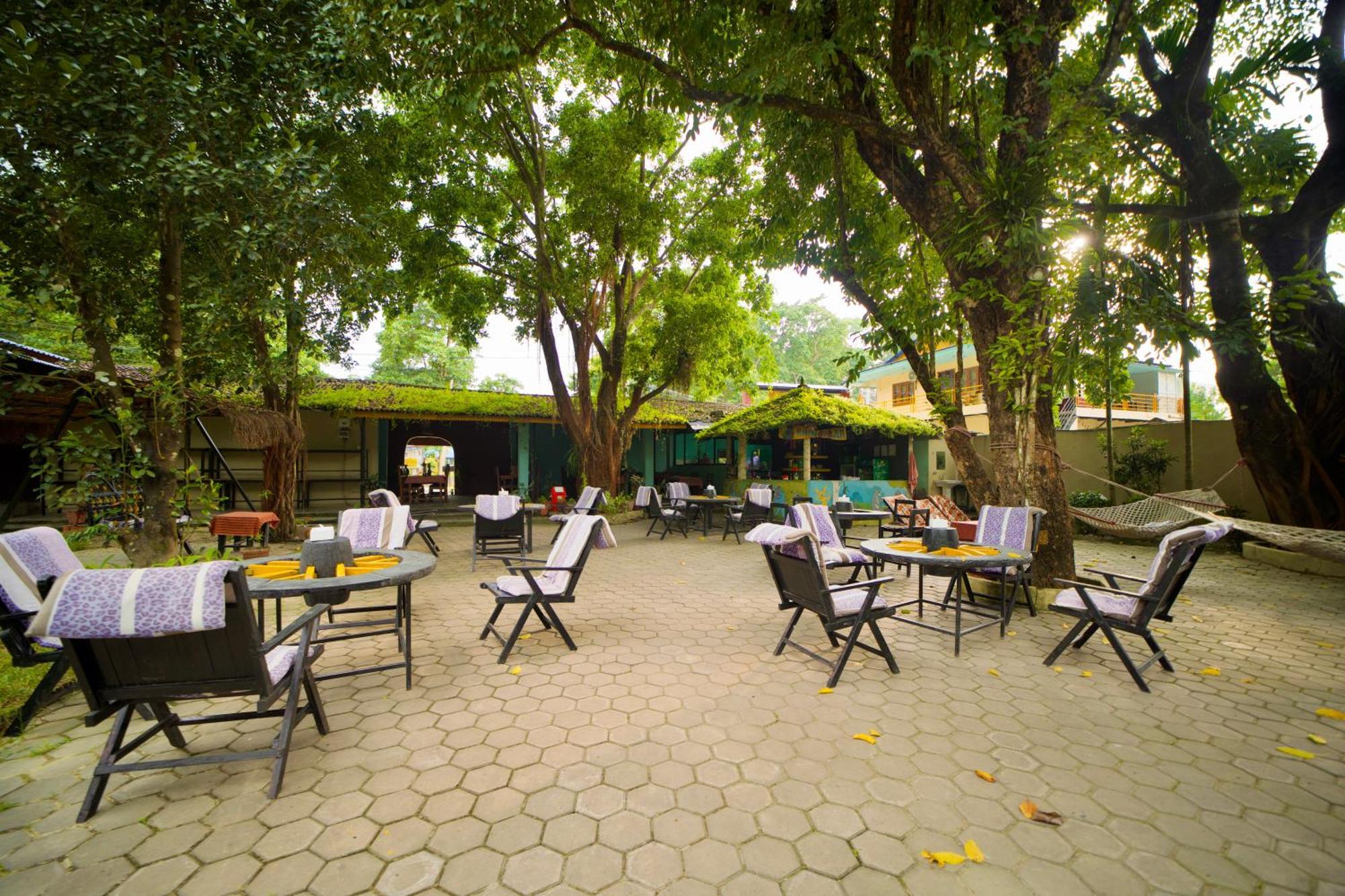 Chitwan Gaida Lodge - Animal Lovers & Birdwatchers Paradise Саураха Экстерьер фото